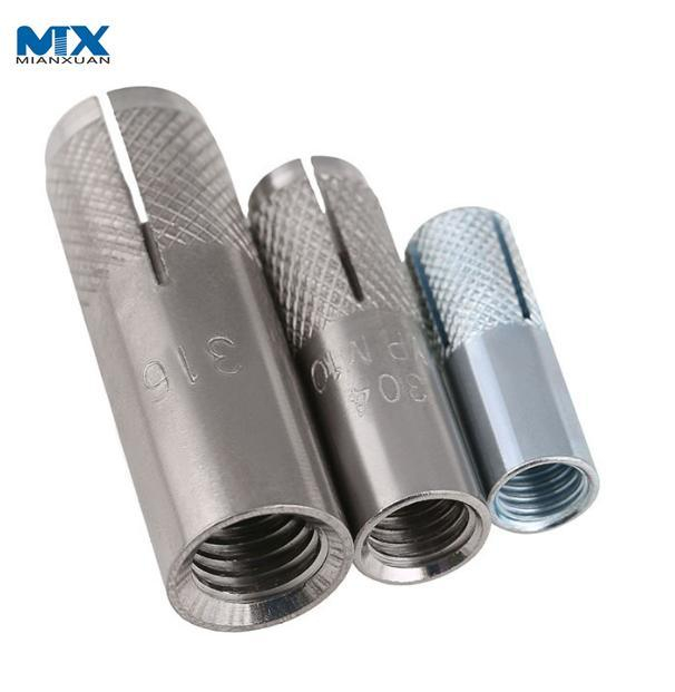 Вставьте распорные анкерные болты