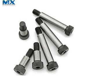 Винты с шестигранной головкой под торцевой ключ