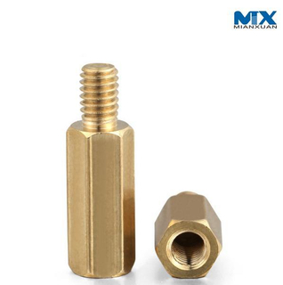Латунная шестигранная дистанционная гайка с внутренней и наружной резьбой