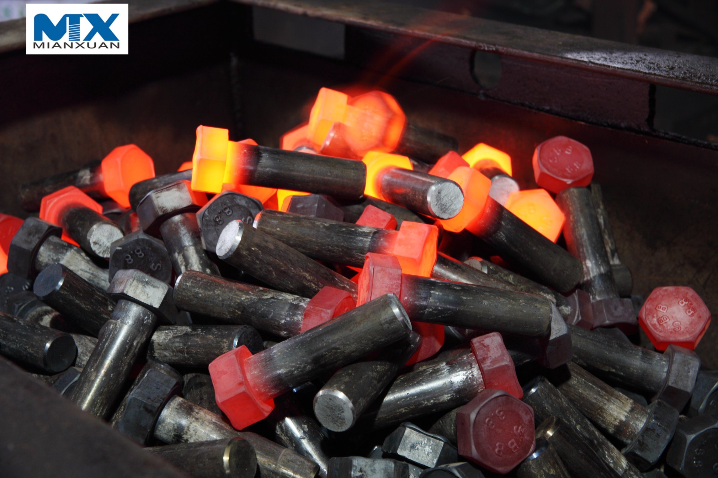 Болты с шестигранной головкой [Таблица 2] (ASTM A307/A354)