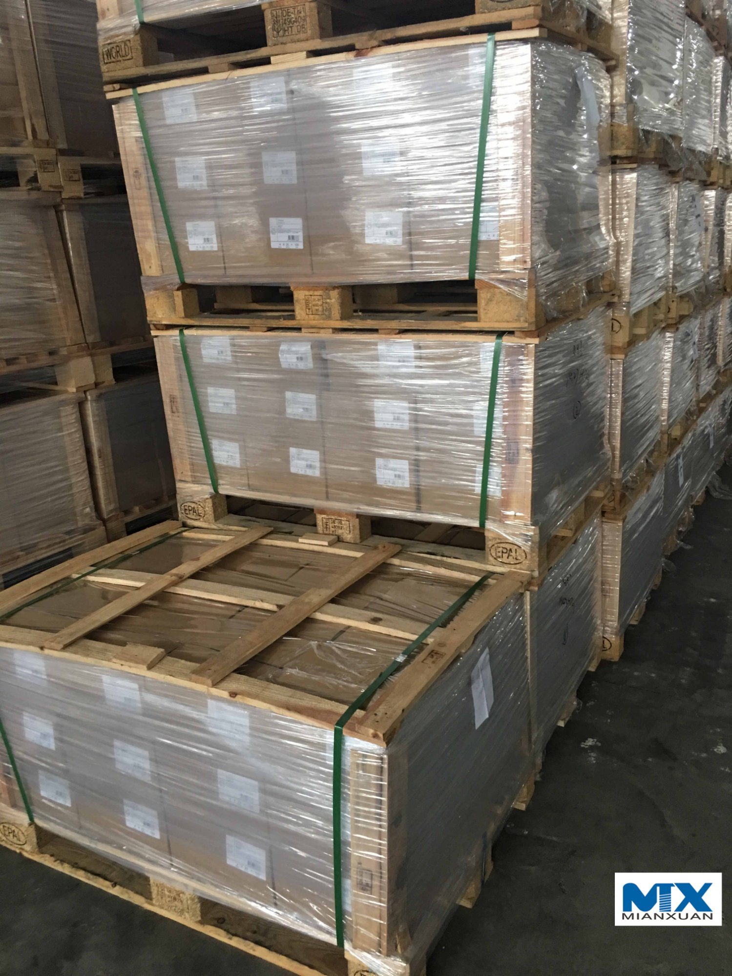 Шестигранные гайки с буртиком высотой 1,5D