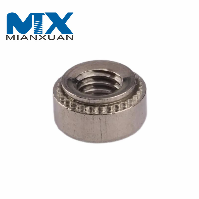 Гайки из листового металла Самозажимные крепежные детали