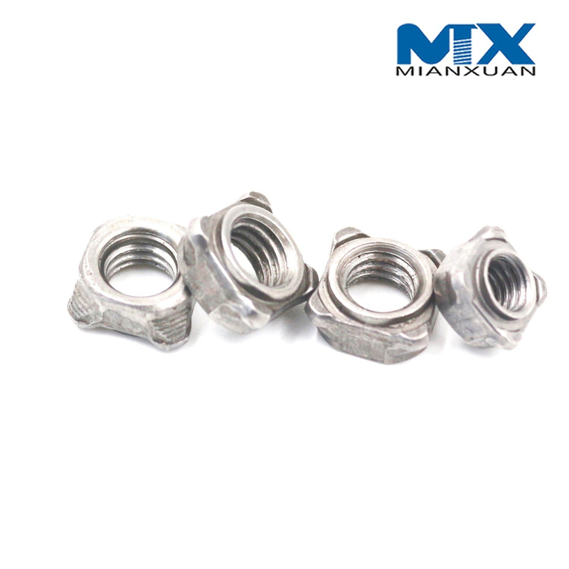 DIN928 Квадратная сварная гайка Сварная гайка Производитель углеродистой стали Черный цинк Обычный