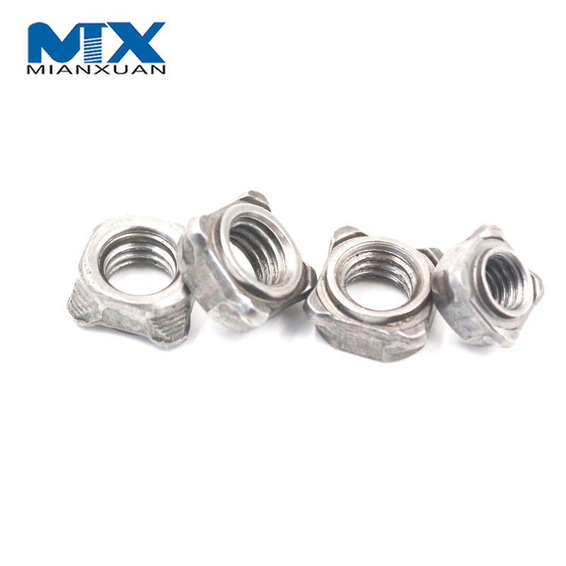 DIN928 Квадратная сварная гайка Сварная гайка Производитель углеродистой стали Черный цинк Обычный